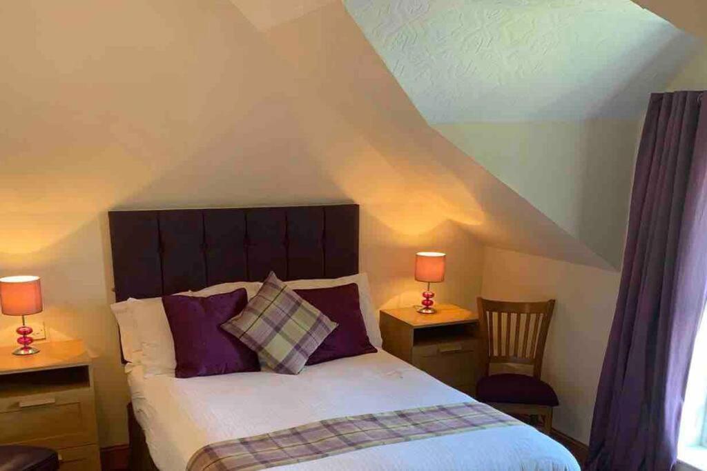 Chandlers Apartment Ascog Bagian luar foto